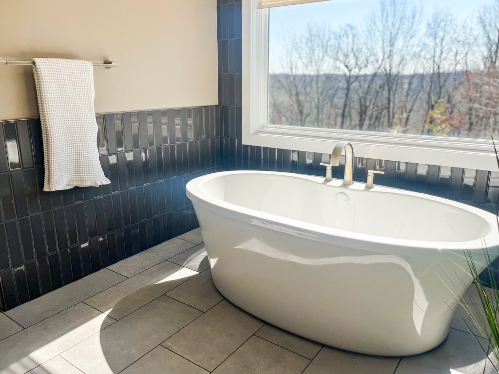 imgi_164_TMC-Construction-Bath_7626369706831215610_n